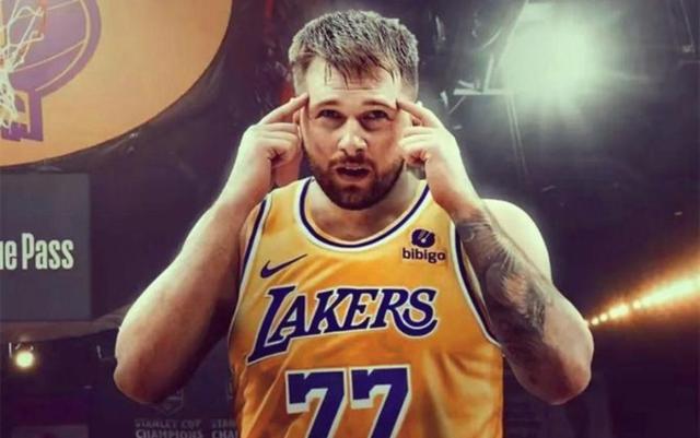 独行侠负于凯尔特人，东契奇状态低迷()