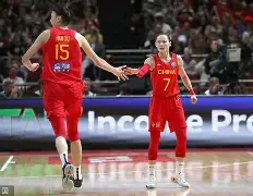 澳大利亚女篮力克日本进入世界杯半决赛()