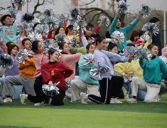 激战不断！欧洲国际比赛场上的精彩瞬间()