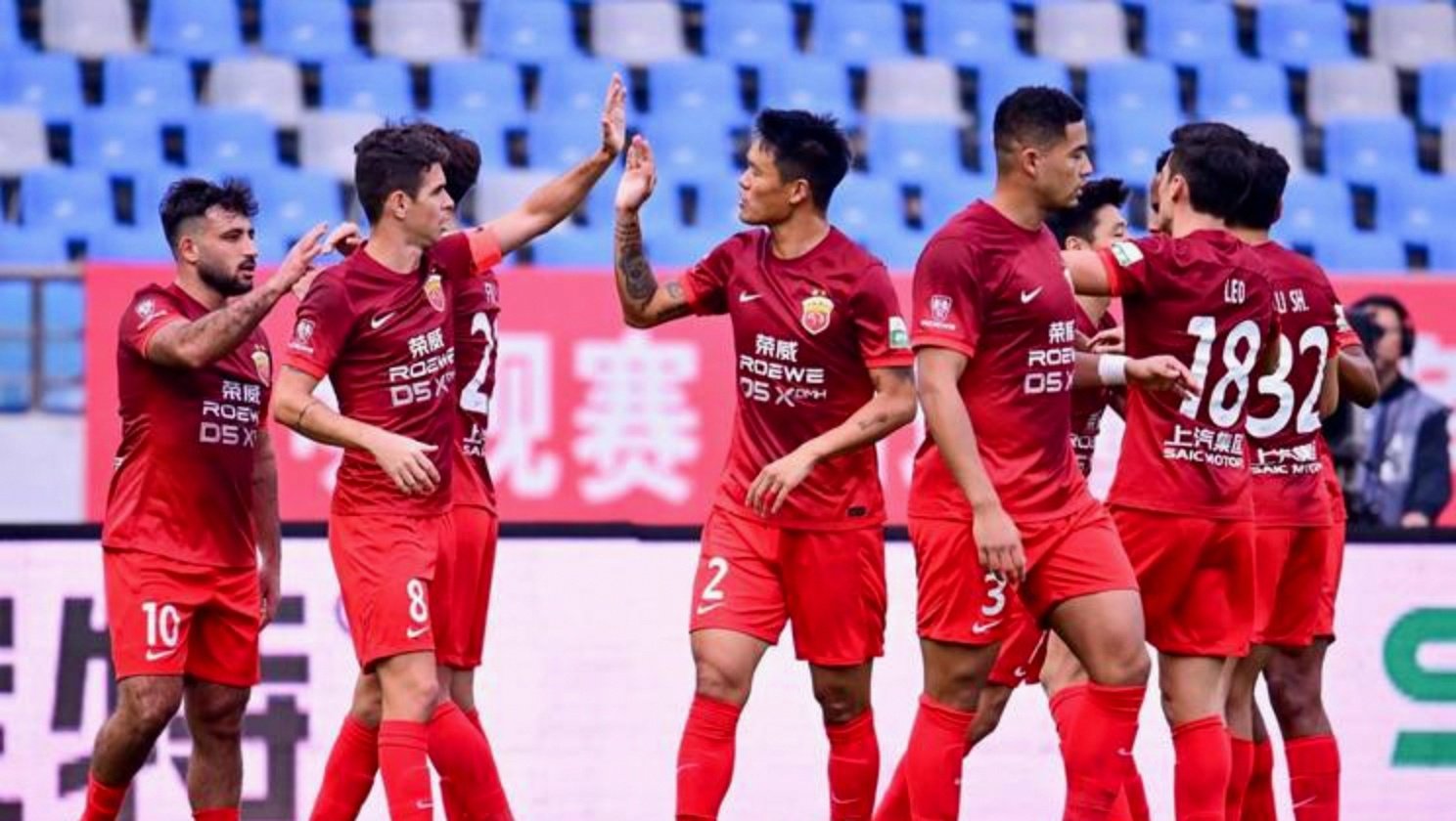中超顶级球队齐聚，实力对决震撼全场()