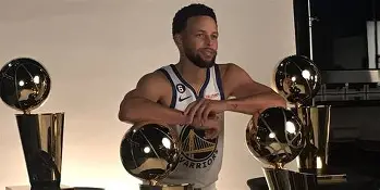 勇士队主帅表态不满球队表现，呼吁全体队员重新奋起()